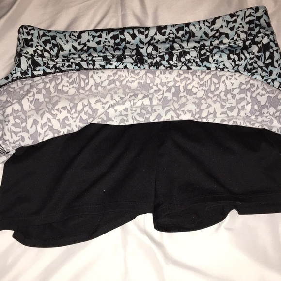 Tranquility by Colorado Black & Blue Floral Print - Picture 3 of 3